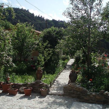 Nina B&B Dilijan Bagian luar foto